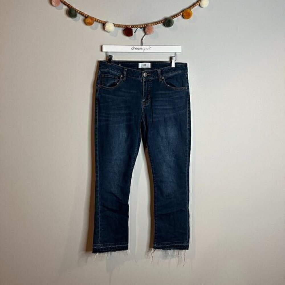 CAbi New Crop raw hem jeans - Style 5086